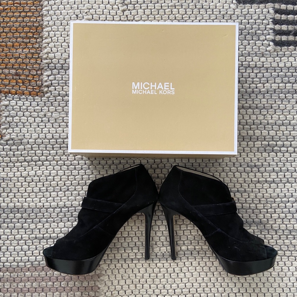 Michael Kors black suede peep toe bootie - Picture 2 of 10